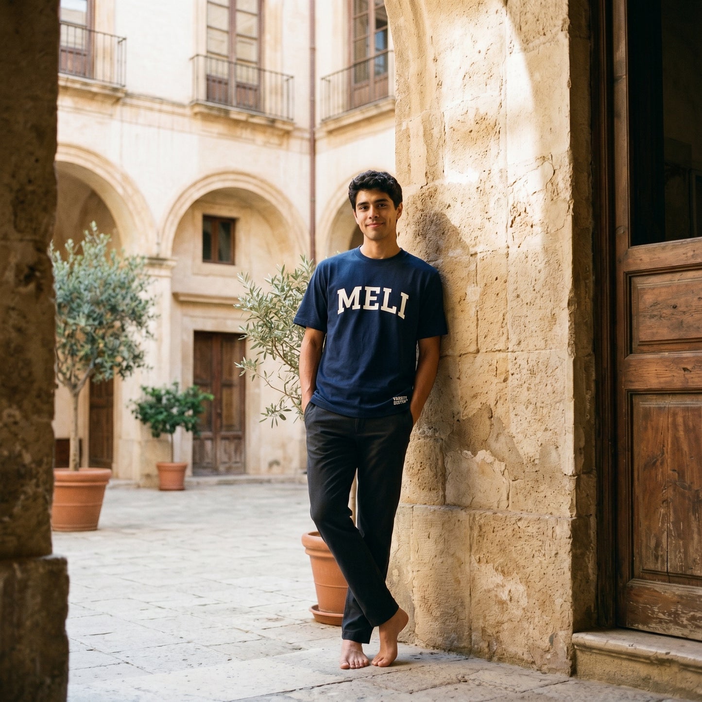 T-shirt · Meli